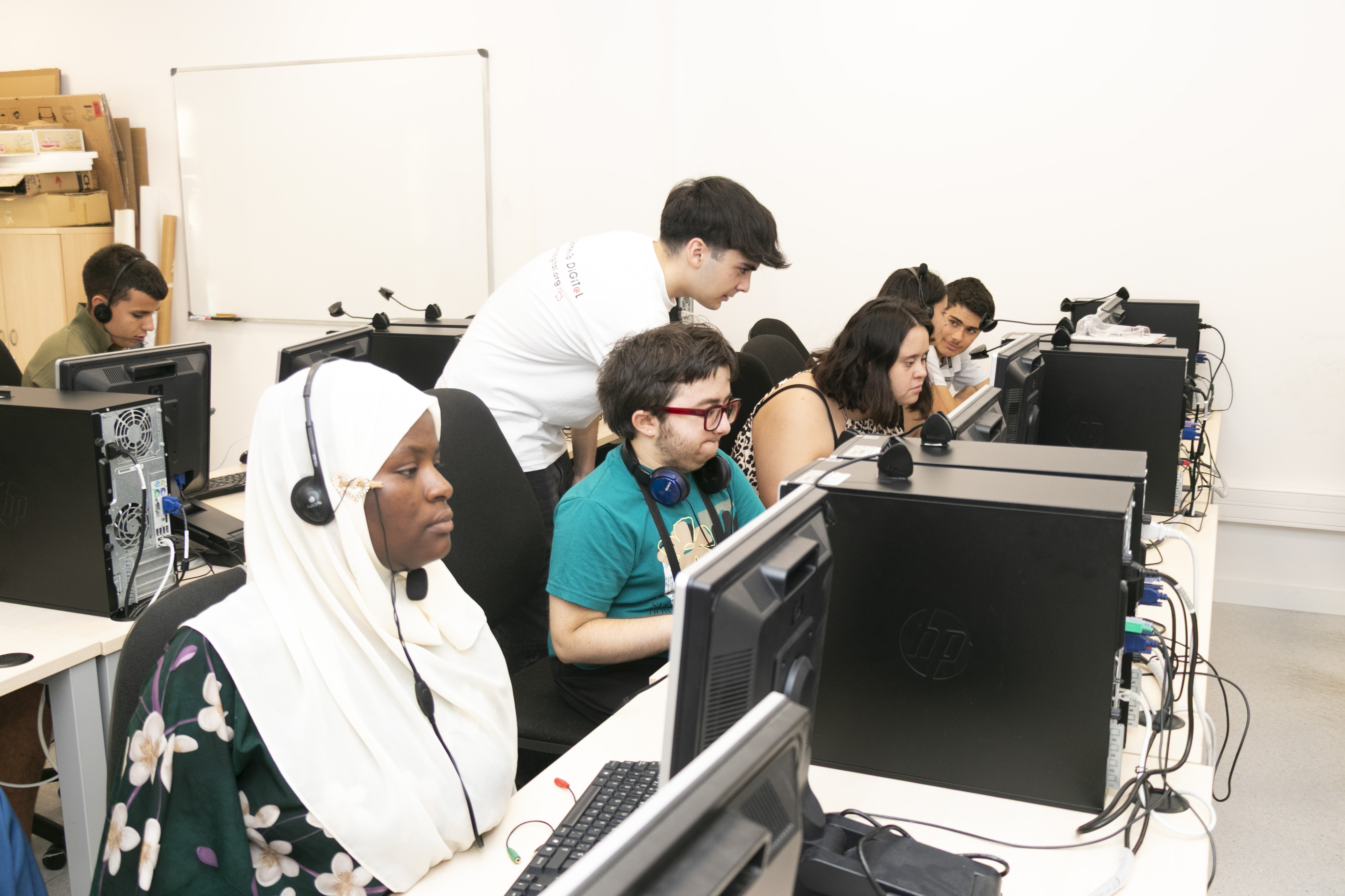 Concluye el Campamento Digital de Cibervoluntarios | Fundación Dfa