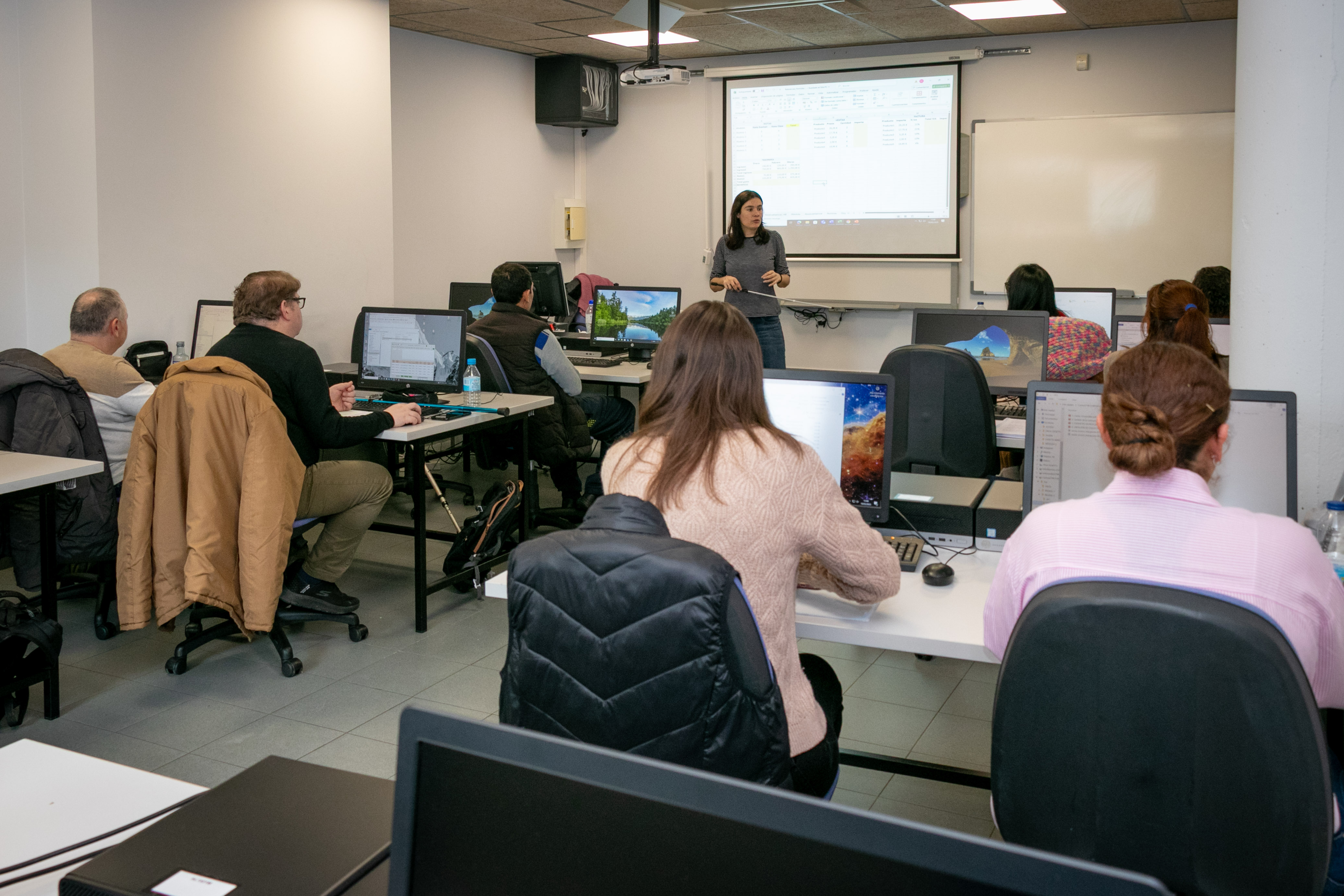 Nuevos cursos gratuitos para personas desempleadas | Fundación Dfa