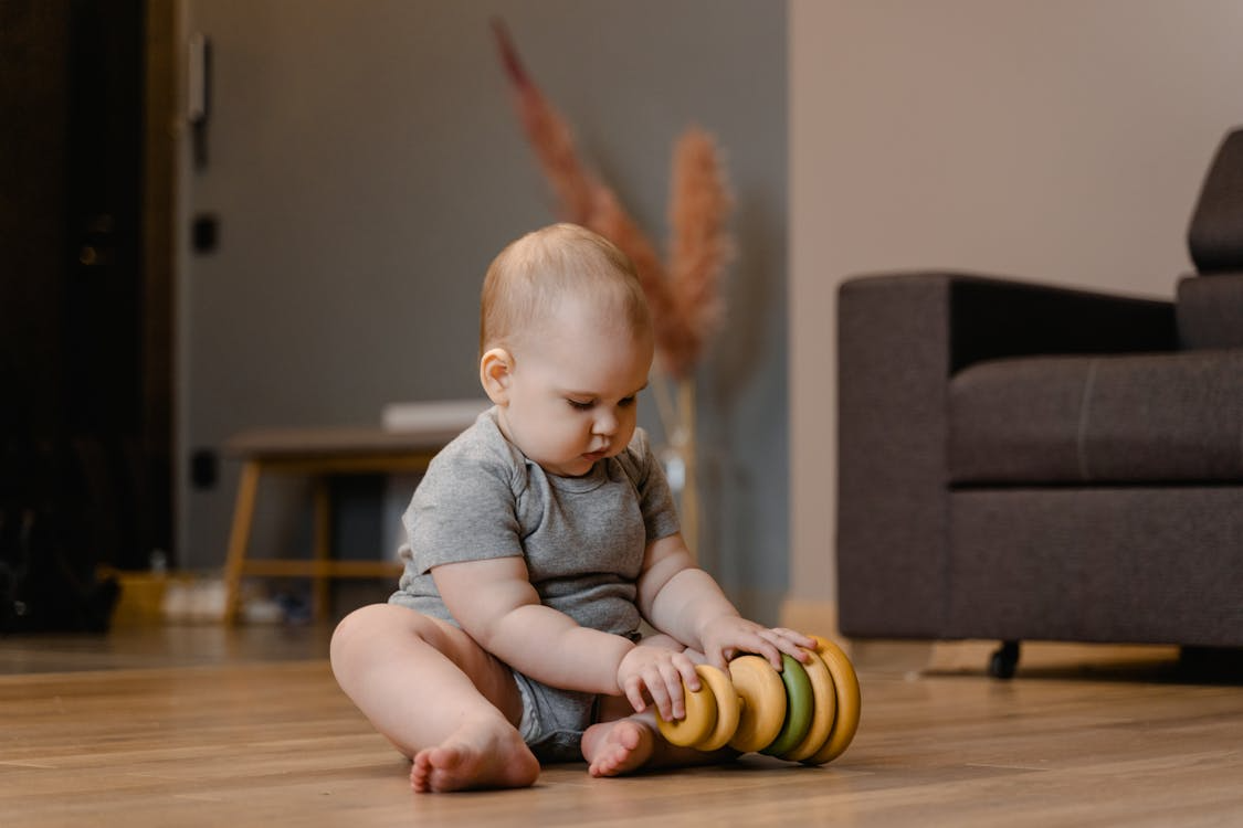 Bebé jugando