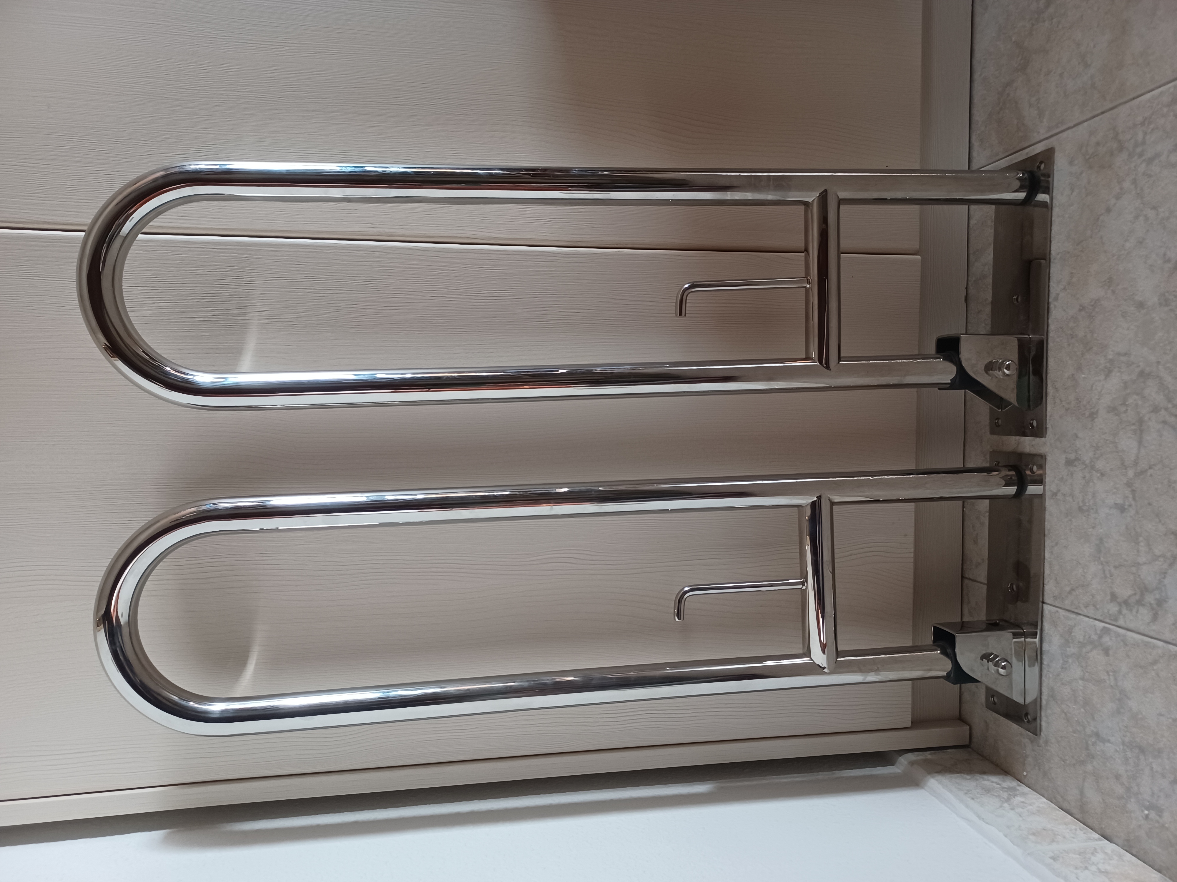 Barras de seguridad abatibles discapacidad