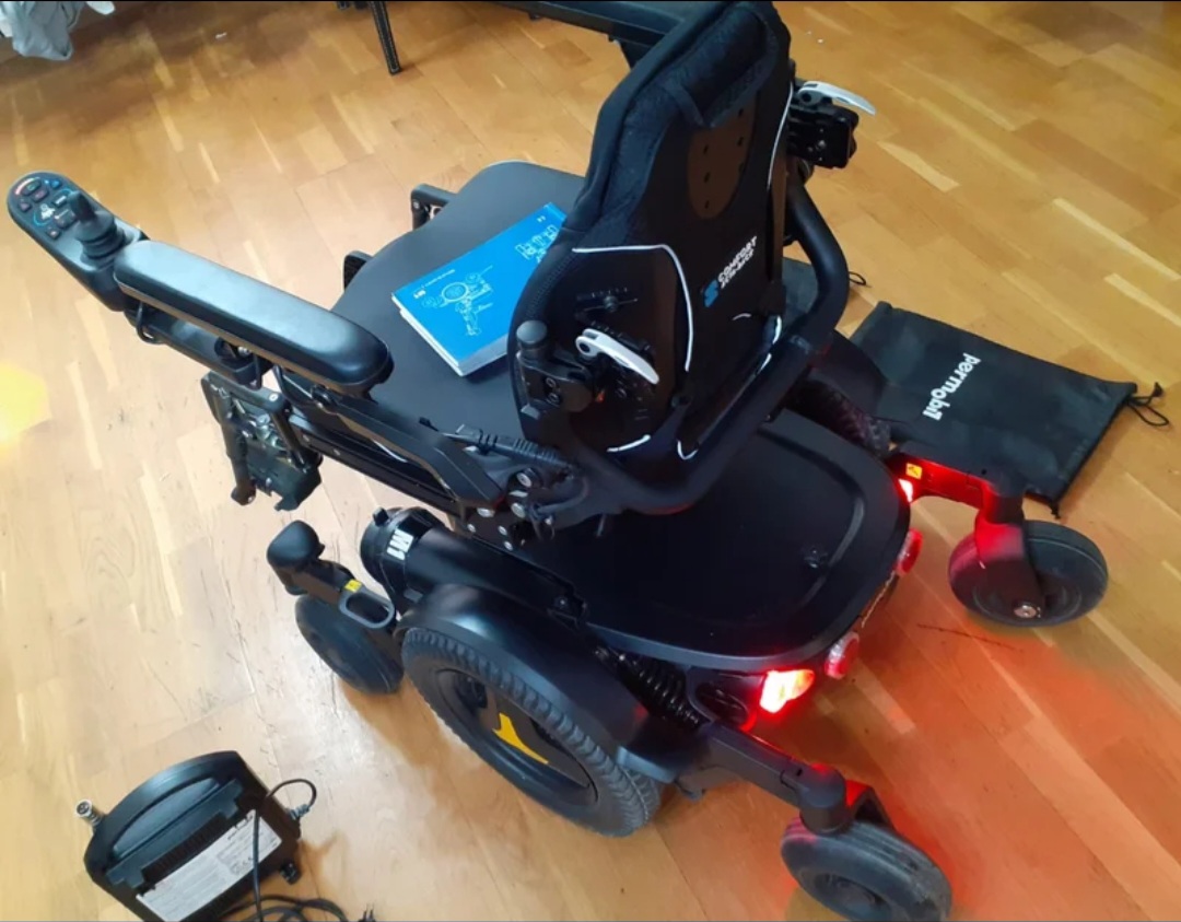 Silla de ruedas eléctrica