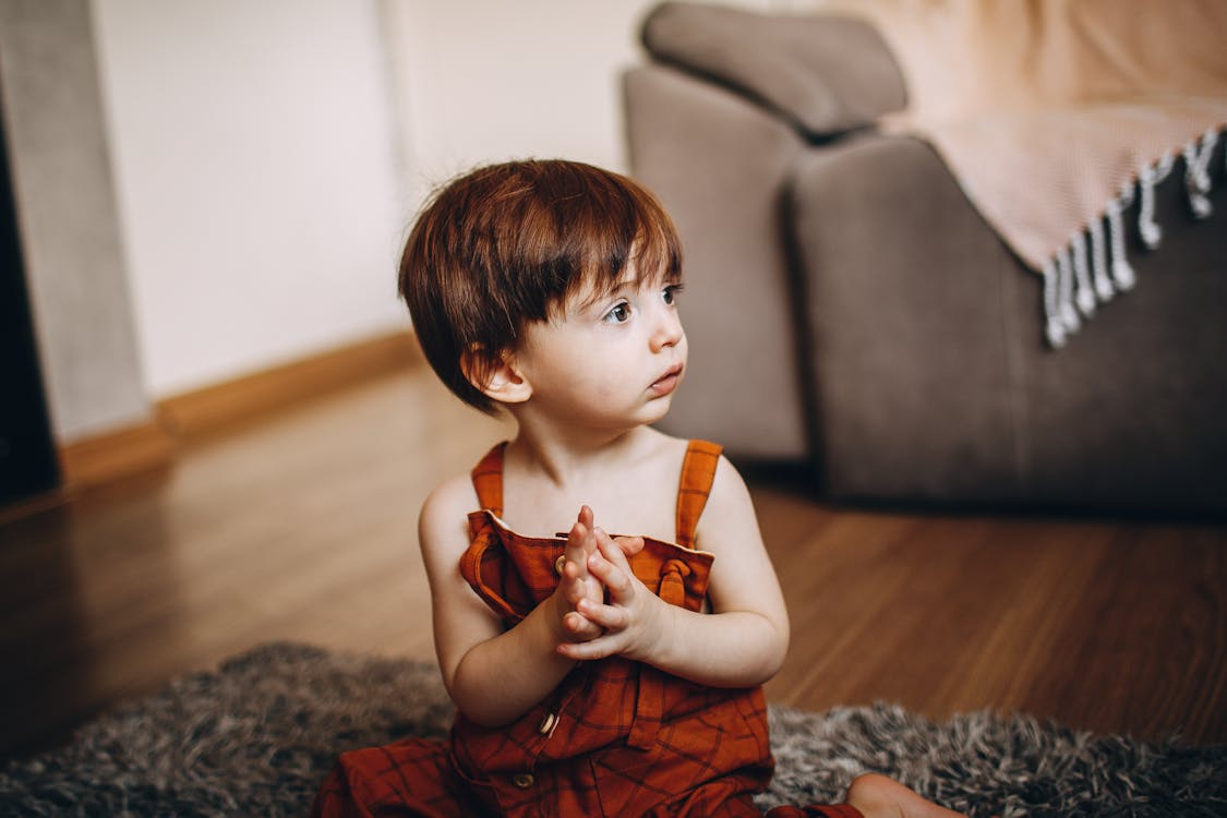 Bebé jugando