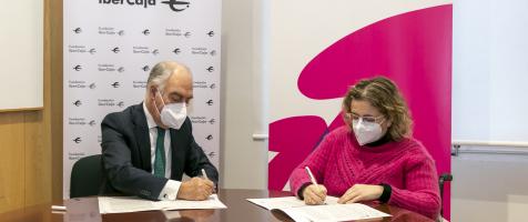 La presidenta de Dfa y el presidente de Fundación Ibercaja firman un convenio