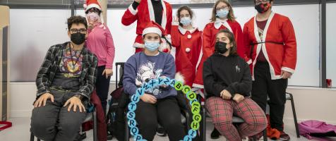 El alumnado de PCI con el rosco