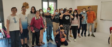 El alumnado y el profesor, en foto de familia