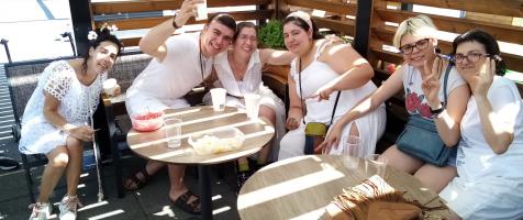 Participantes en la fiesta ibicenca