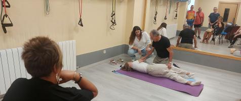 Ejercicio de reanimación en el taller