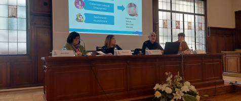 Momento de la ponencia en el Real e Ilustre Colegio de Abogados de Zaragoza 