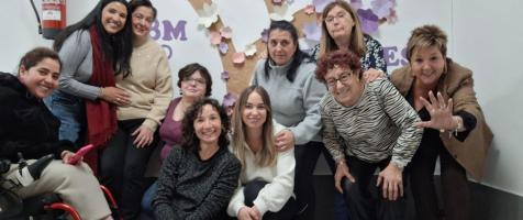 Participantes en el taller del 8M
