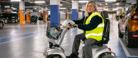 Trabajadora de Parking