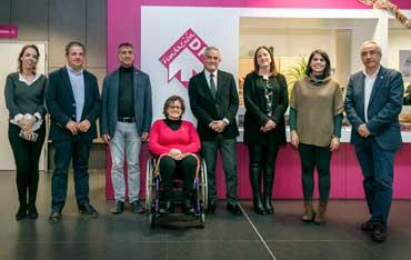 La mesa de las Cortes de Aragón visita Fundación DFA
