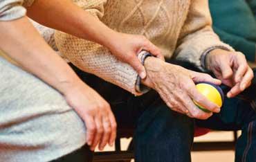 El Gobierno de Aragón convoca  ayudas para cuidadores no profesionalizados de personas dependientes