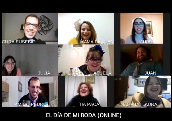Videollamada grupal con nueve participantes, cada uno desde su ordenador