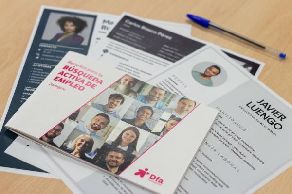 Documentación de Dfa para la búsqueda de empleo