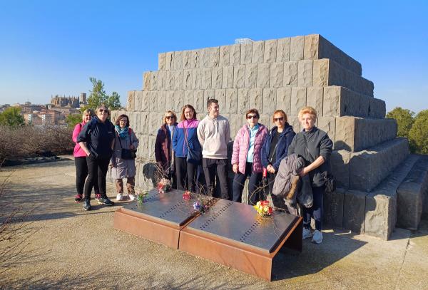 Grupo participante en el parque de Las Mártires