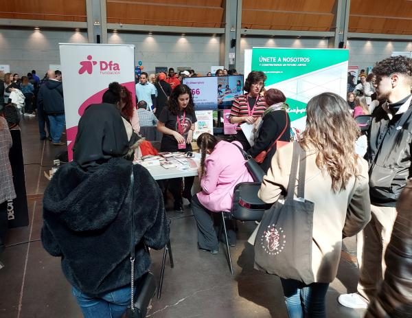El estand de Fundación Dfa en el Salón de Empleo