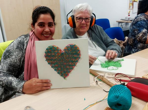 Taller string art