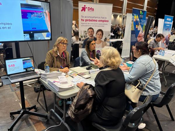 Stand en el Salón de Empleo